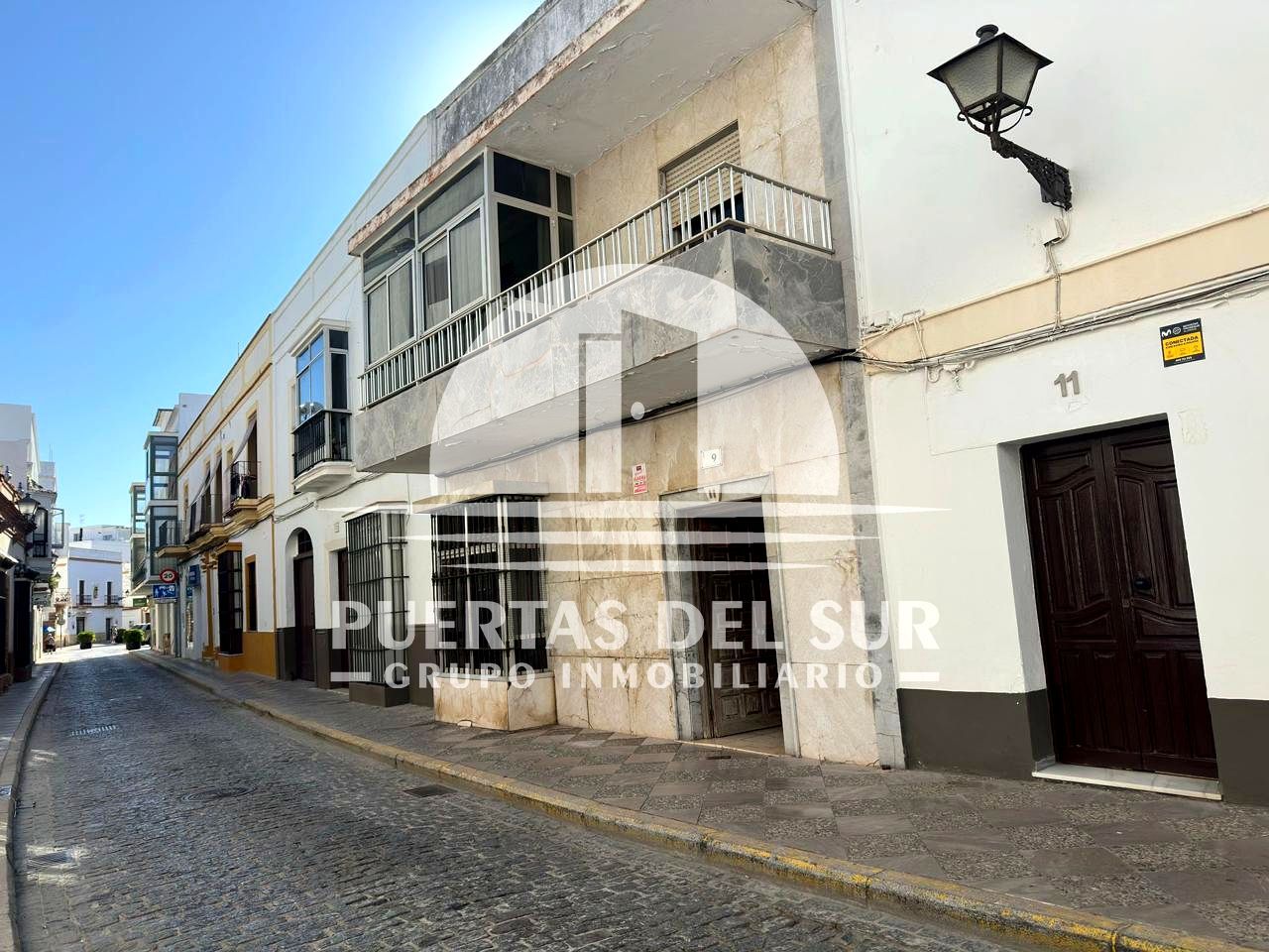 Vista exterior de Pis en venda en Rota amb Terrassa
