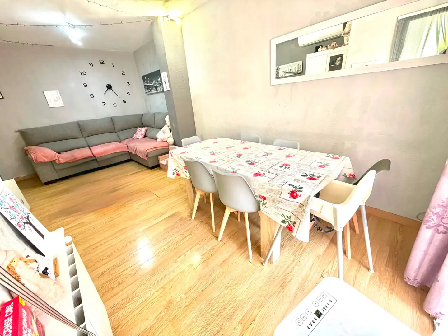 Dining room of Flat for sale in El Vendrell  with Air Conditioner, Heating and Parquet flooring