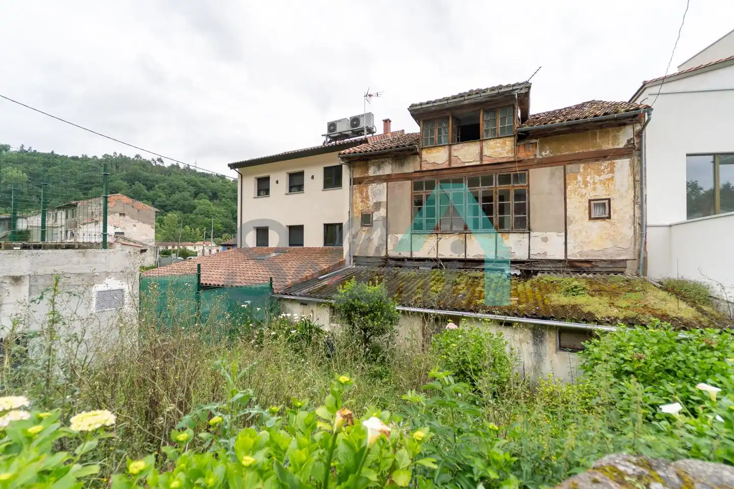 Vista exterior de Casa adosada en venta en Parres con Jardín privado