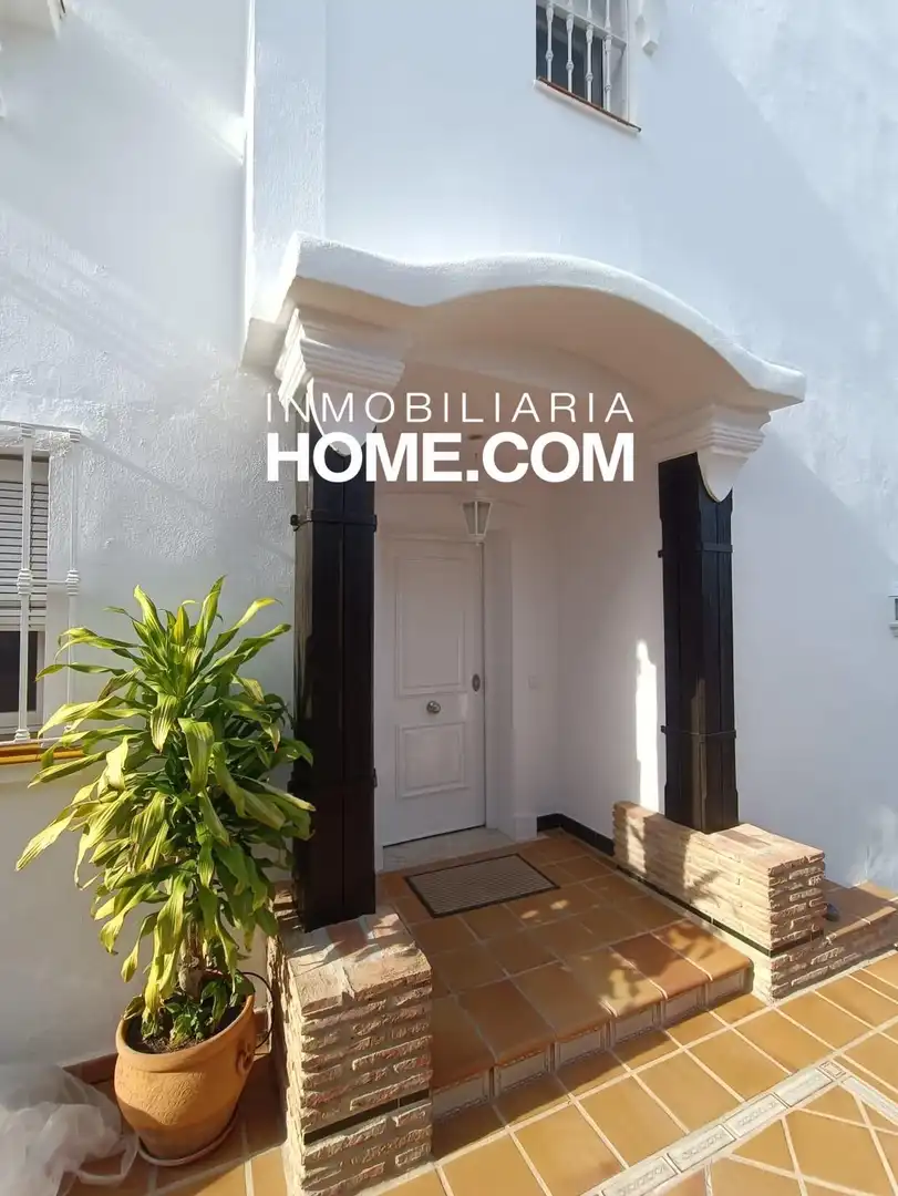 Casa pareada con piscina en venta en Capellanía - Retamar, imagen 13