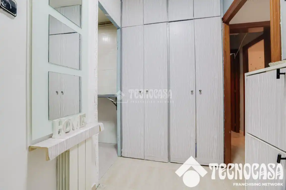 Habitación de Piso en venta en Santa Coloma de Gramenet