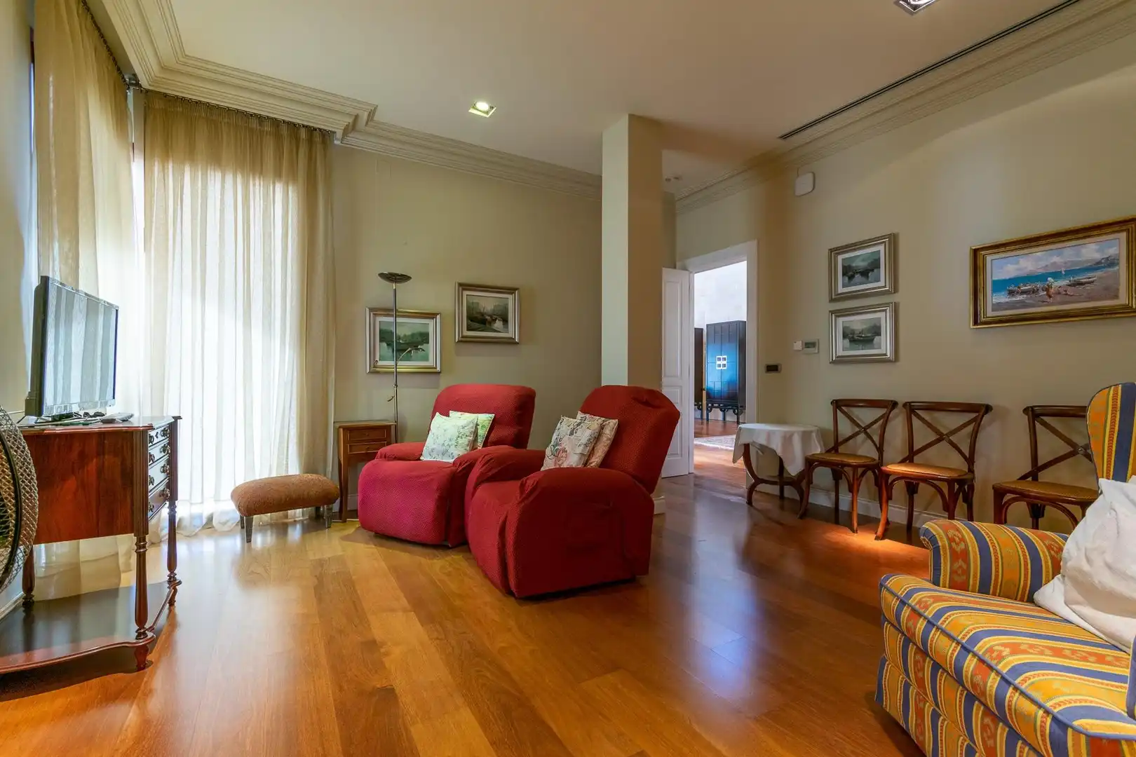 Sala de estar de Casa o chalet en venta en Alicante / Alacant con Aire acondicionado, Calefacción y Jardín privado