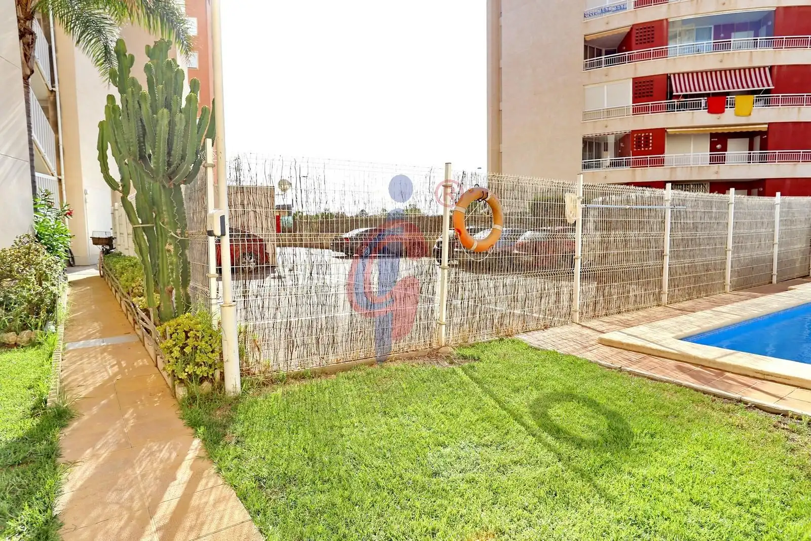 Aparcament de Apartament en venda en Guardamar del Segura amb Aire condicionat, Calefacció i Terrassa