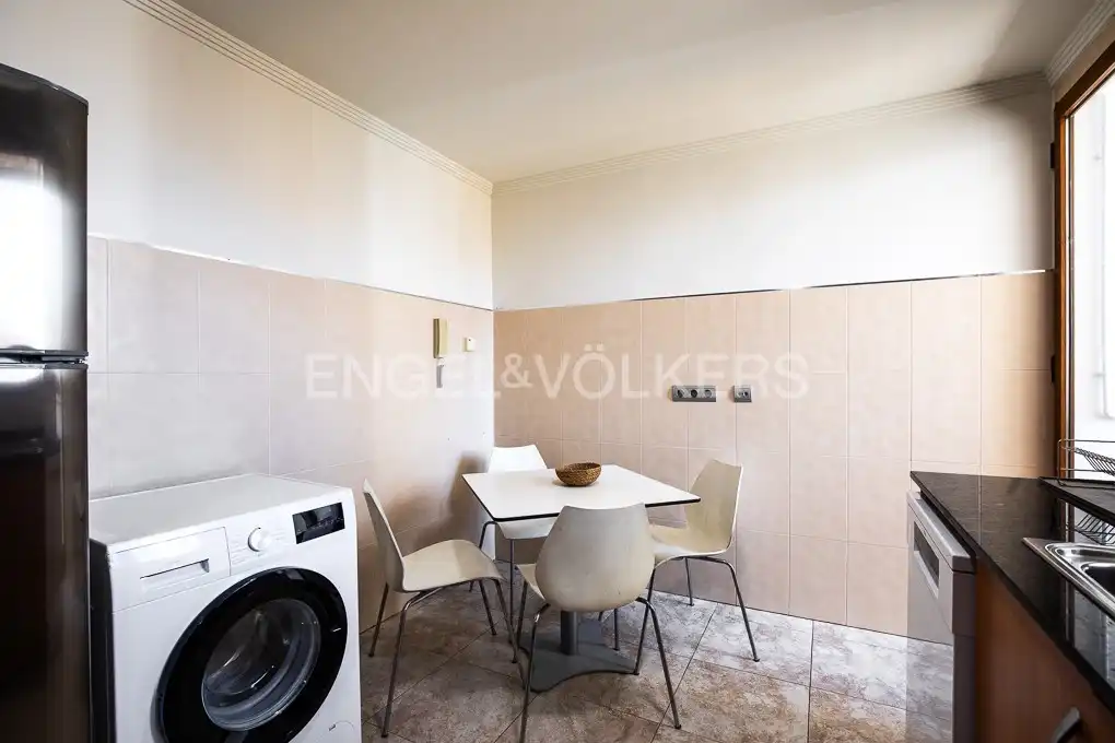 Kitchen of Flat for rent in Valencia  with Air Conditioner, Heating and Terrace