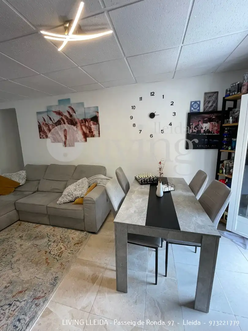 Flat with terrace for sale in Carrer Riu Cinca
