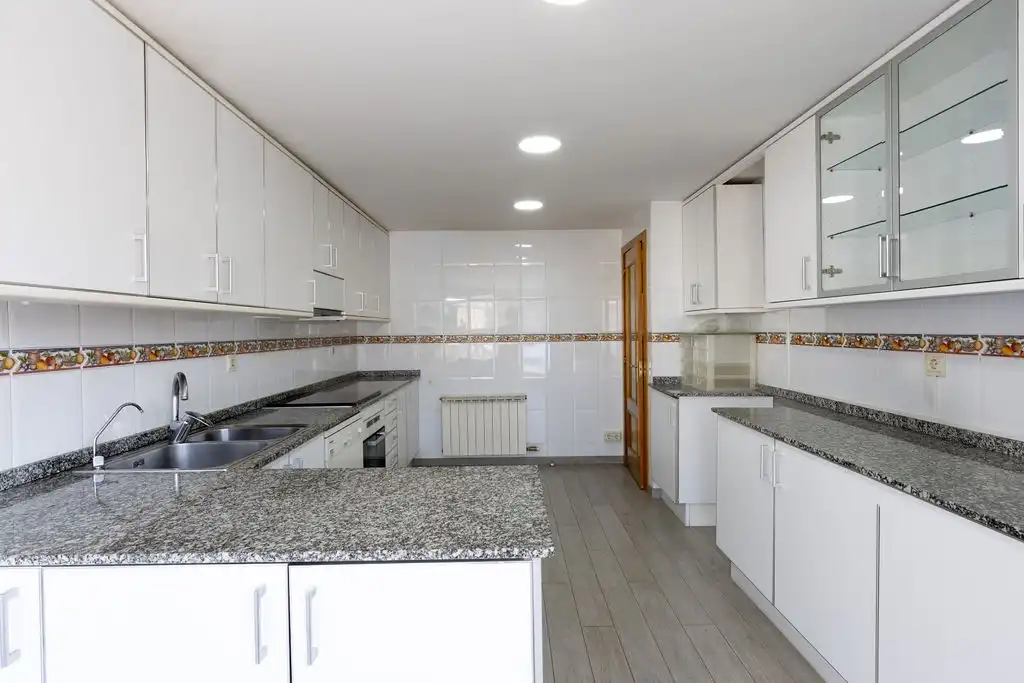 Küche von Wohnung zur Miete in Sant Andreu de Llavaneres mit Schwimmbad