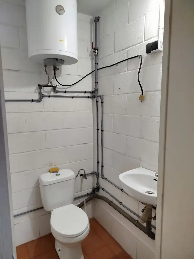 Baño de Nave industrial en venta en Laguna de Duero