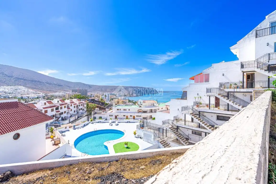 Piso con piscina en venta en C. la Colina, imagen 28