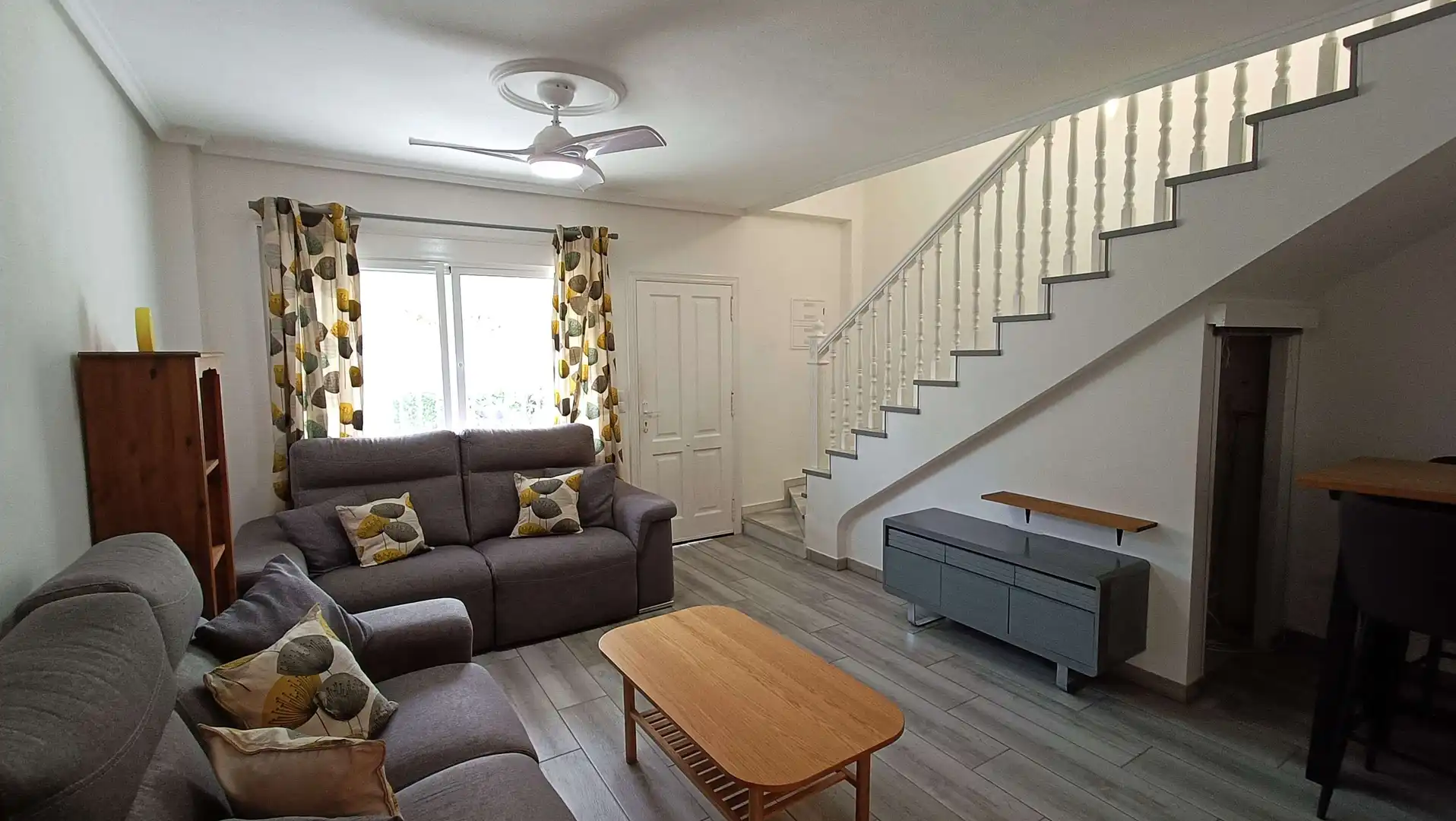 Sala de estar de Casa o chalet en venta en Rojales con Balcón