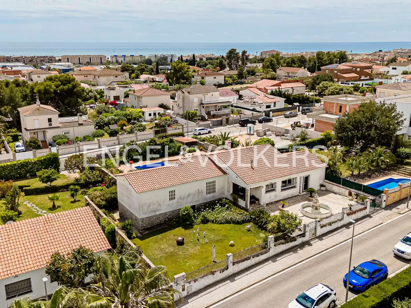 Exterior view of Houses for sale in Cubelles  with Air Conditioner, Heating and Private garden