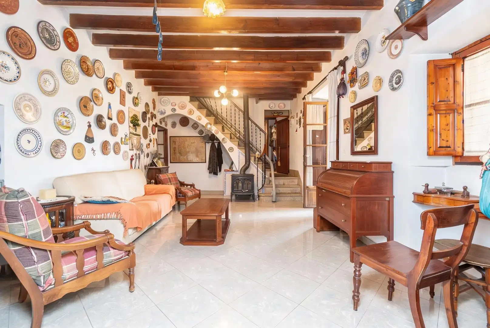 Sala d'estar de Casa o xalet en venda en  Palma de Mallorca amb Calefacció, Jardí privat i Terrassa
