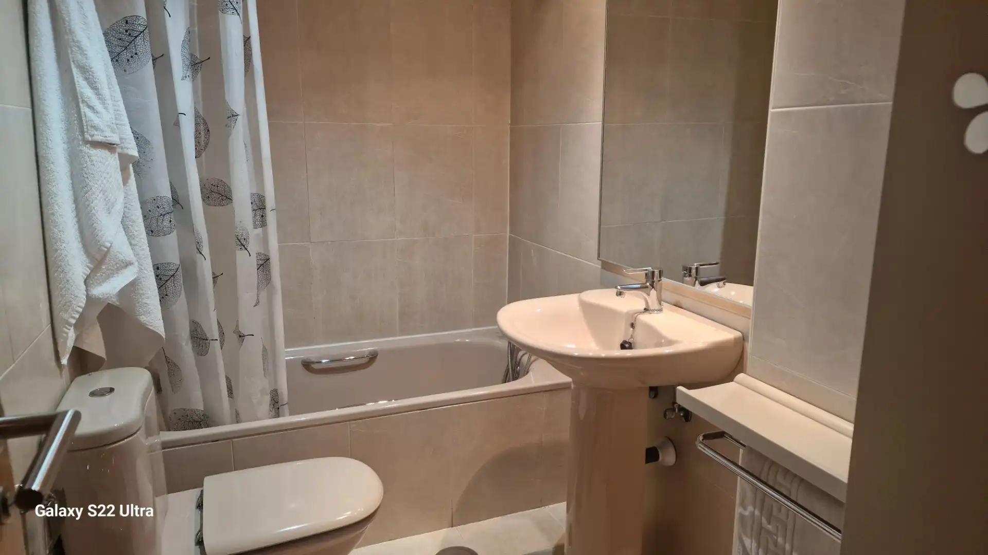 Apartamento de alquiler en Calle de Belfast, 13, Rejas
