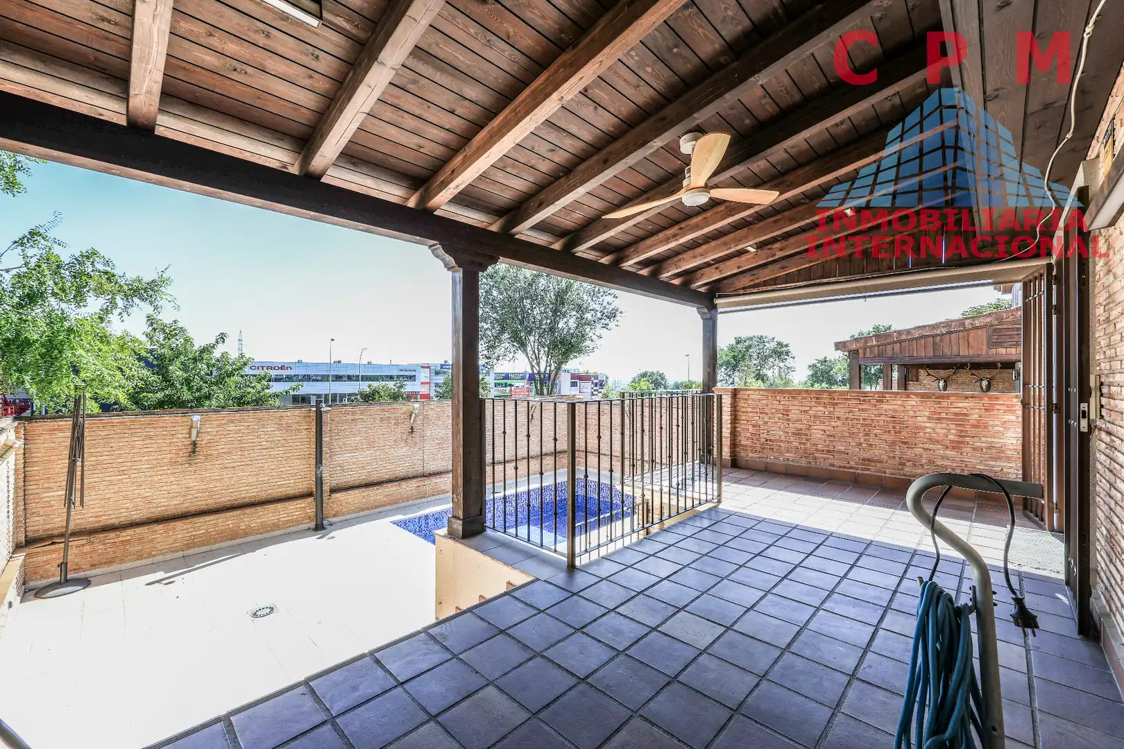 Terrassa de Casa adosada de lloguer en Móstoles amb Aire condicionat, Calefacció i Jardí privat