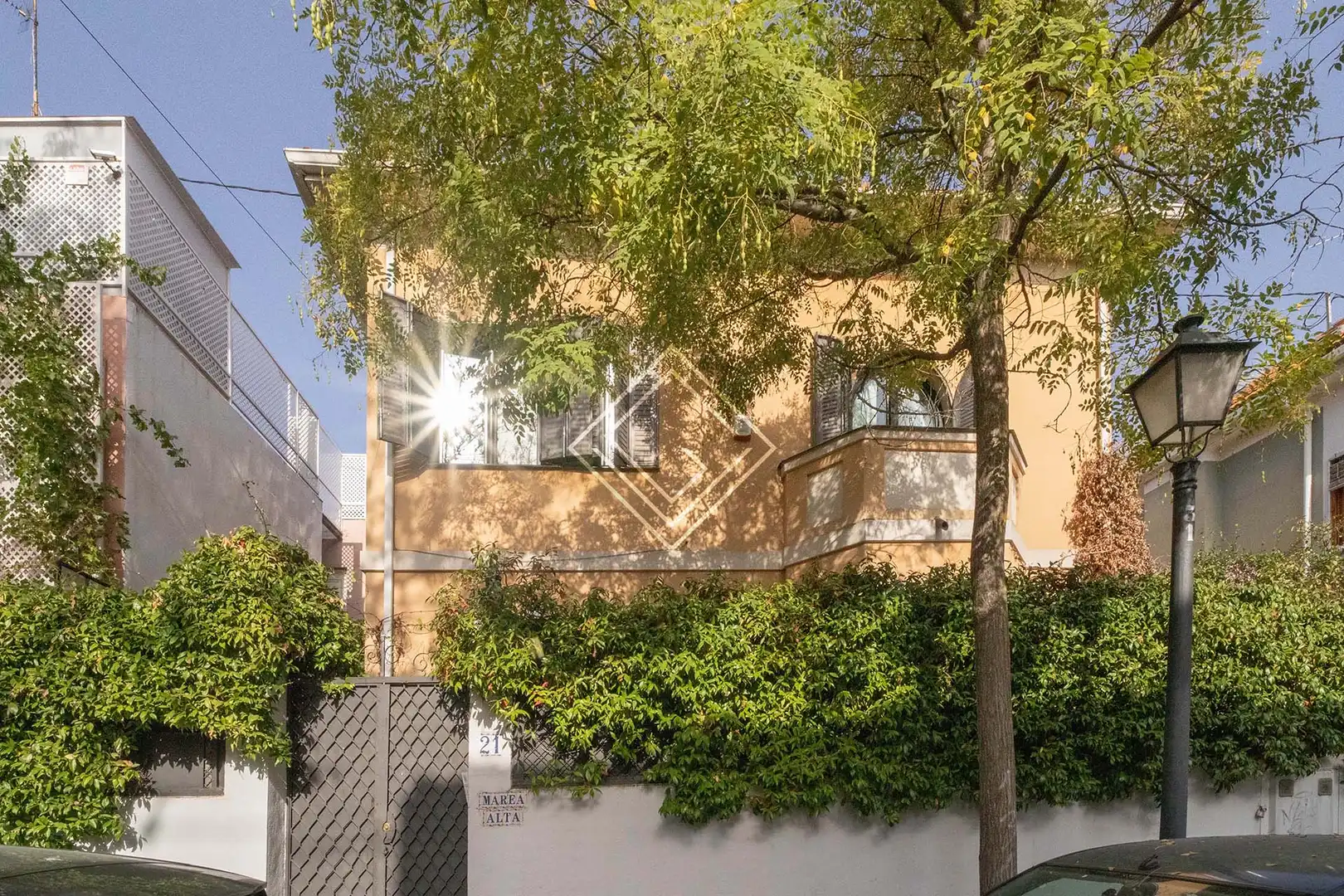 Vista exterior de Casa o chalet en venta en Madrid