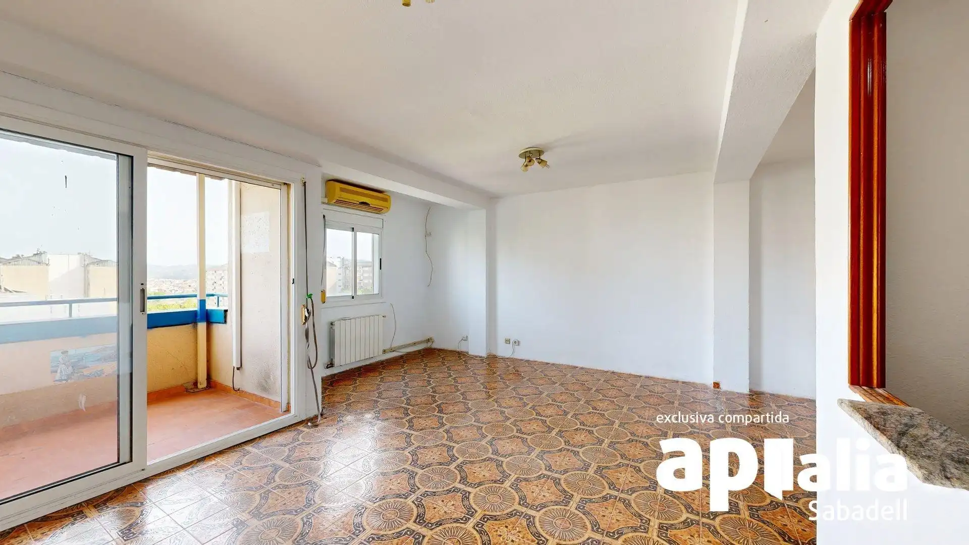 Appartamento con terrazza in vendita a Badia del Vallès, imagen 2
