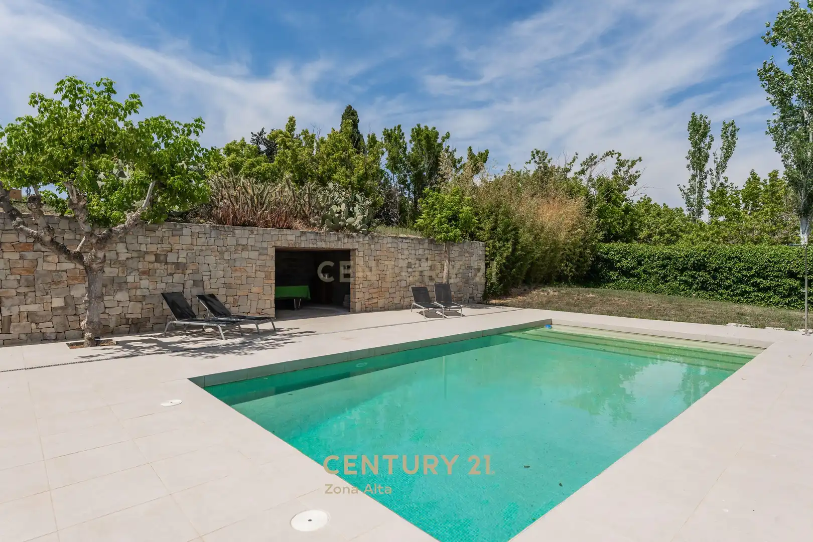 Piscina de Casa o xalet en venda en Castellví de la Marca amb Piscina