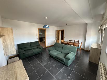 Wohnzimmer von Dachboden zum verkauf in Aranda de Duero mit Terrasse und Möbliert