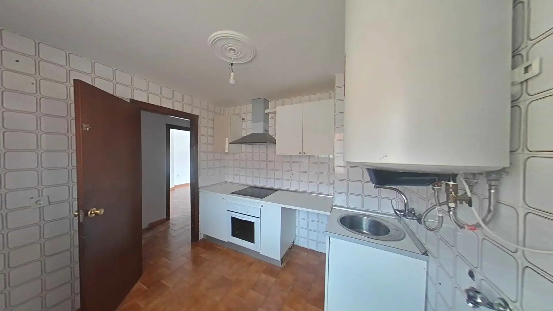 Cocina de Piso en venta en Cáceres con Horno