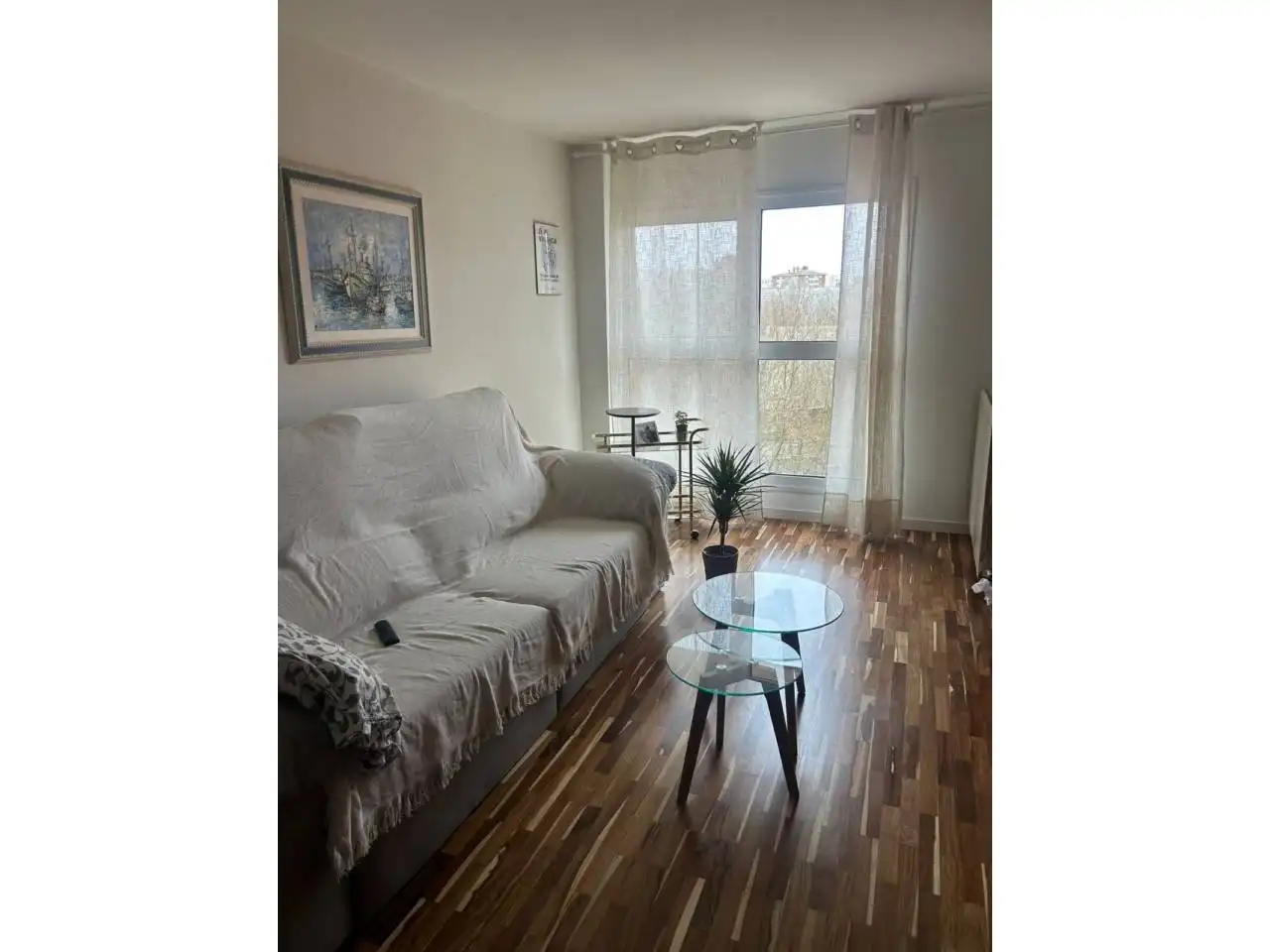 Sala d'estar de Pis de lloguer en Burgos amb Calefacció, Parquet i Terrassa