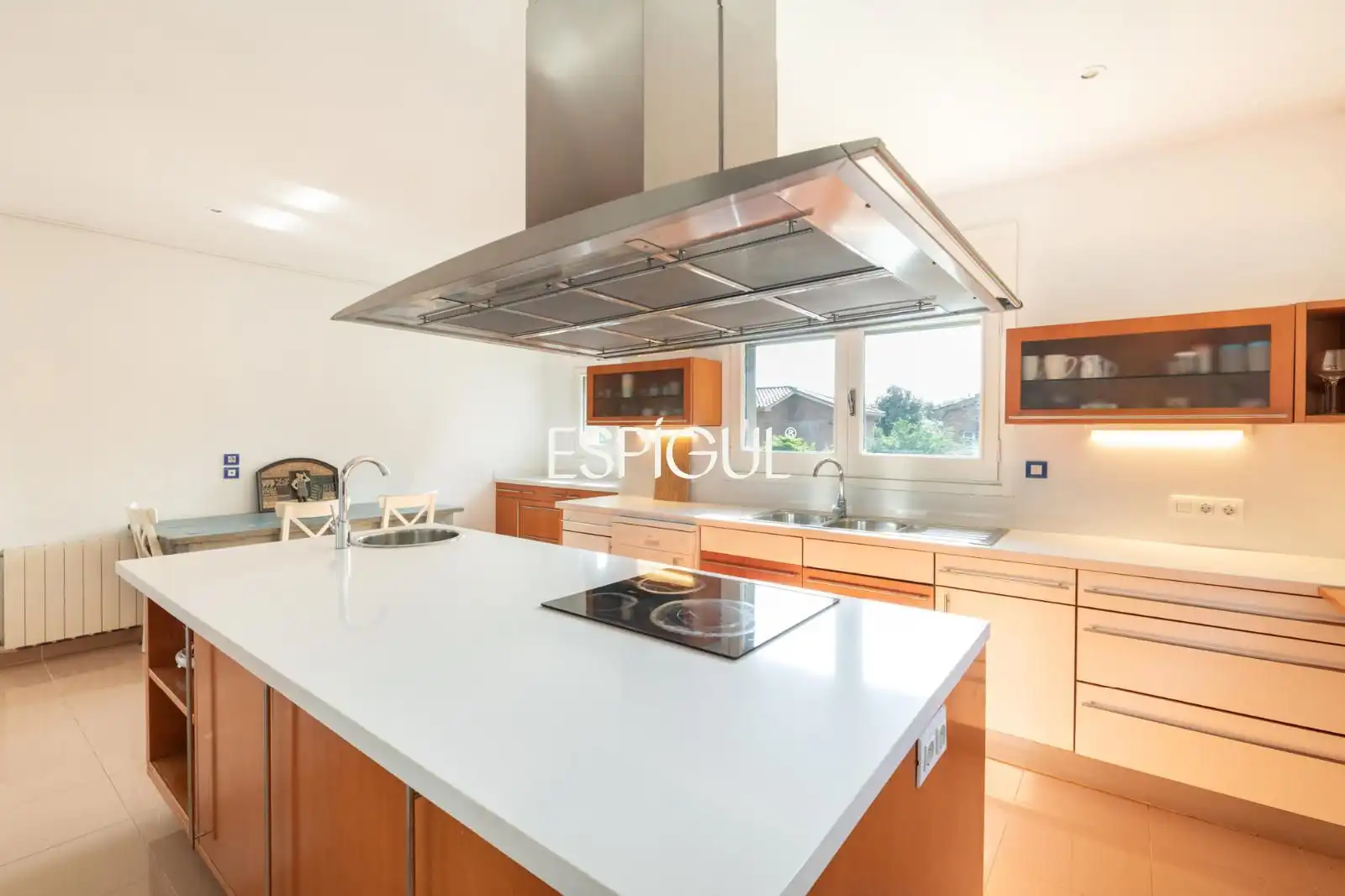 Kitchen of Houses for sale in Sant Cugat del Vallès  with Air Conditioner, Heating and Private garden