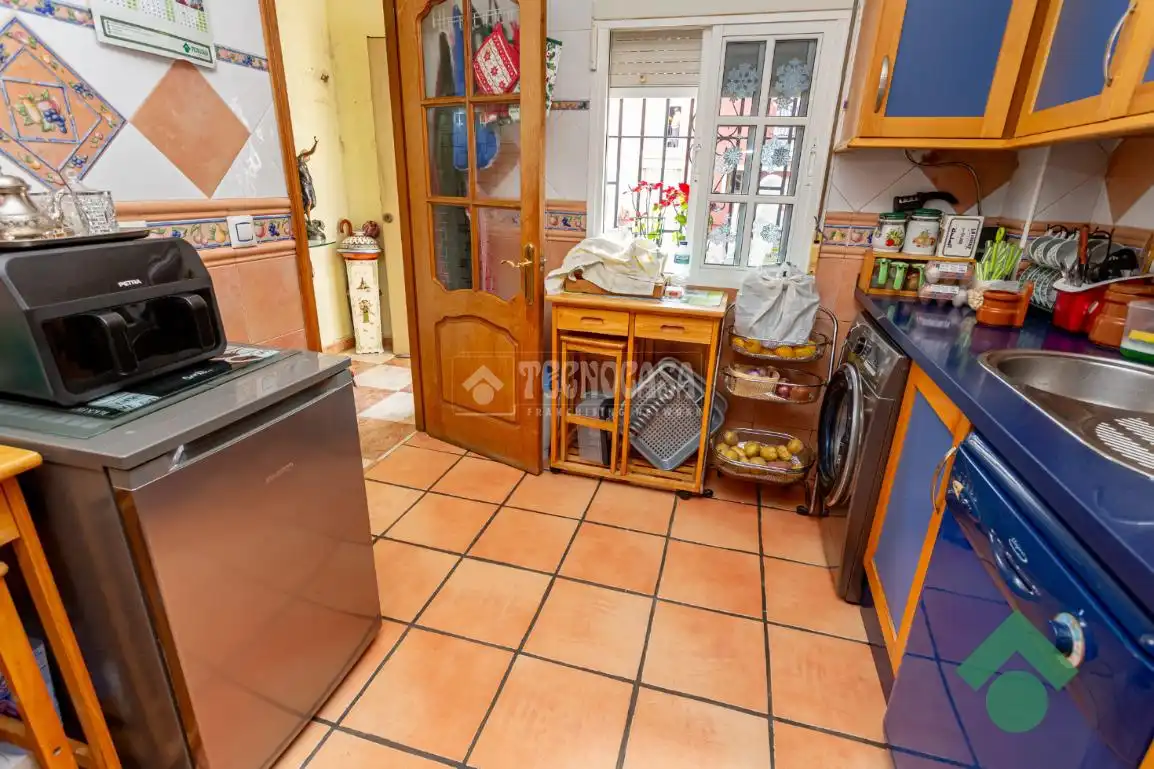 Kitchen of Detached homes for sale in Algeciras  with Heating and Private garden
