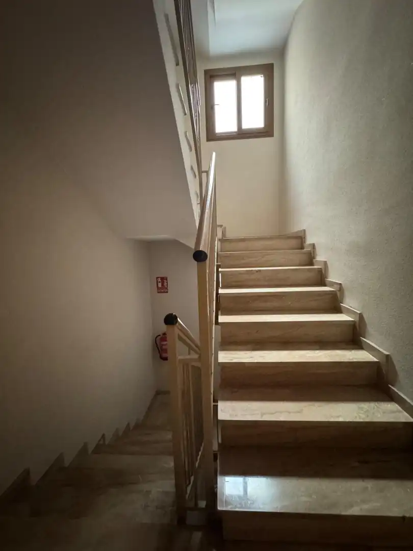 Wohnung zum Verkauf in Elche / Elx mit Klimaanlage, Heizung und Parkett