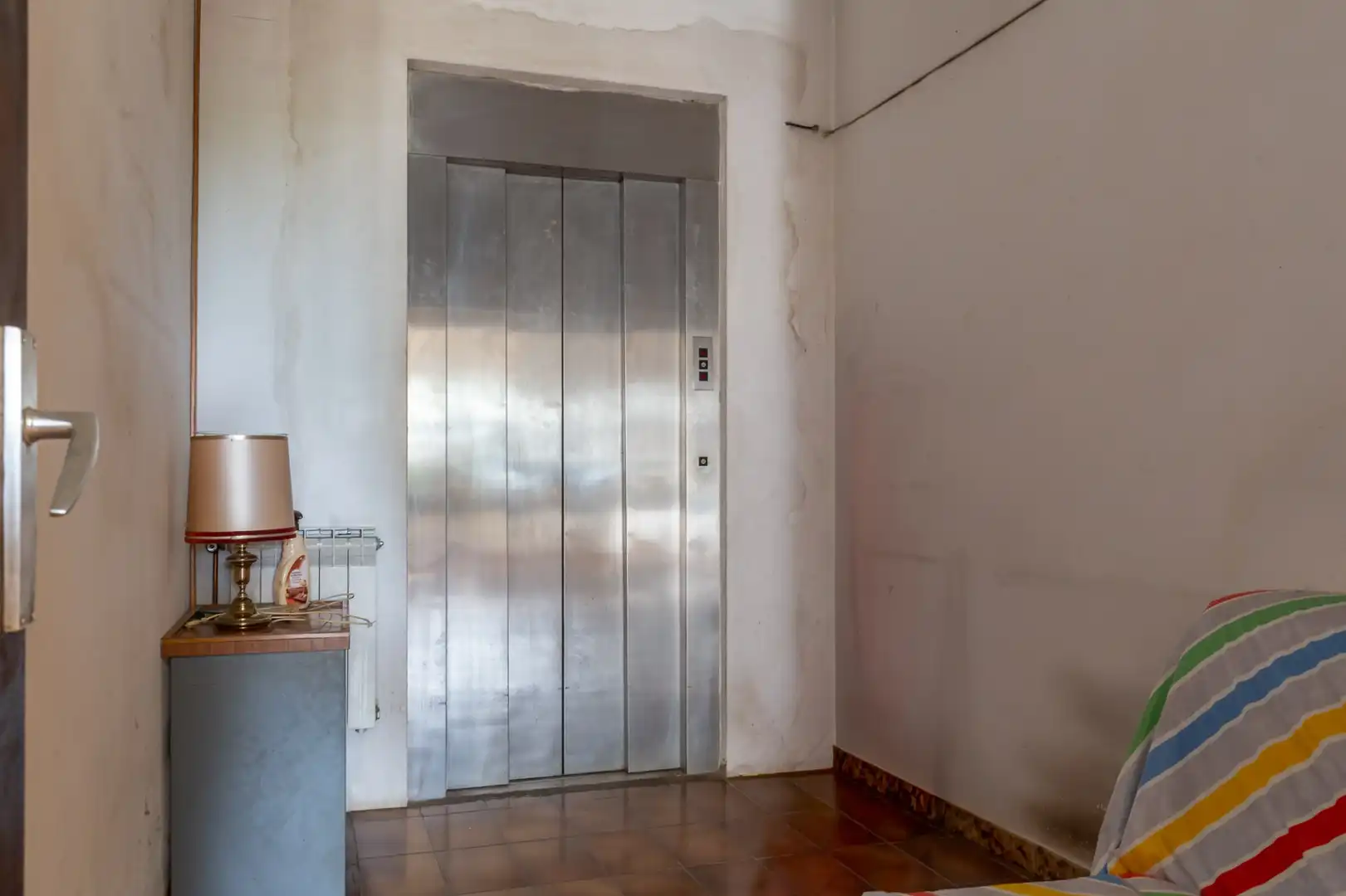 Casa adosada en venta en Esplugues de Llobregat con Calefacción, Terraza y Alarma