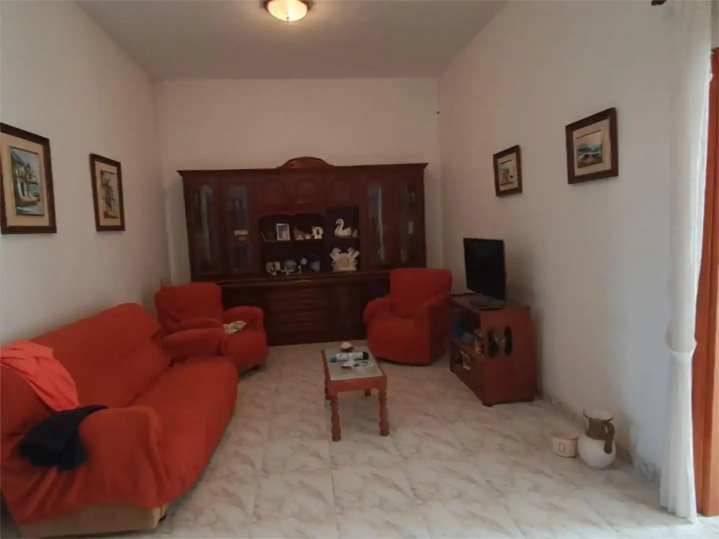 Sala d'estar de Casa adosada en venda en Granadilla de Abona amb Jardí privat i Traster