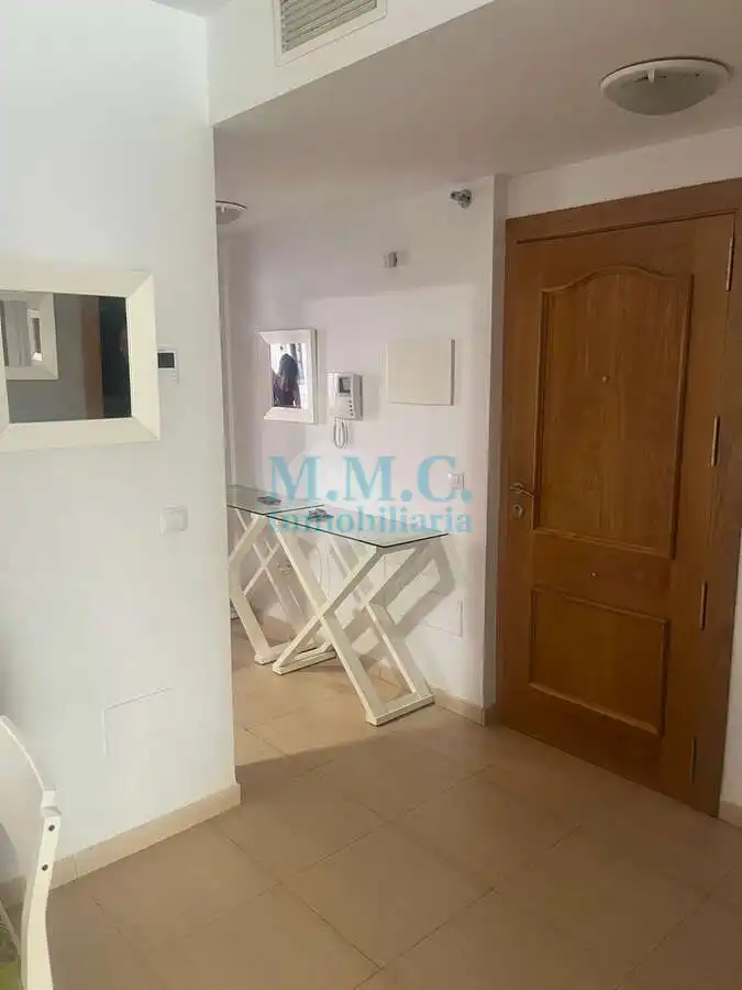 Piso en venta en Roquetas de Mar con Aire acondicionado, Terraza y Amueblado