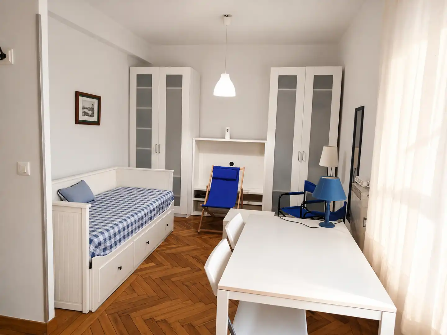 Habitación de Estudio de alquiler en Santander con Calefacción y Amueblado