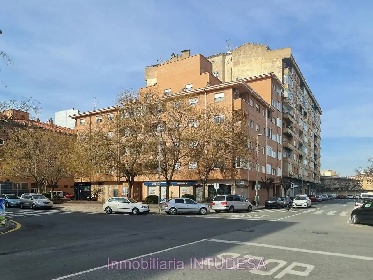 Vista exterior de Local en venta en Tudela