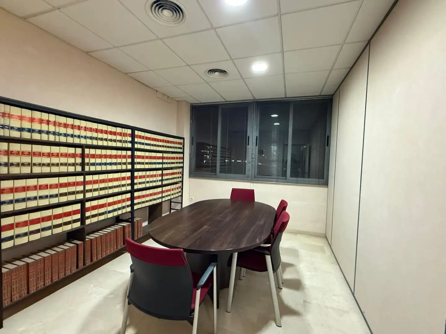 Büro zur Miete in Sevilla