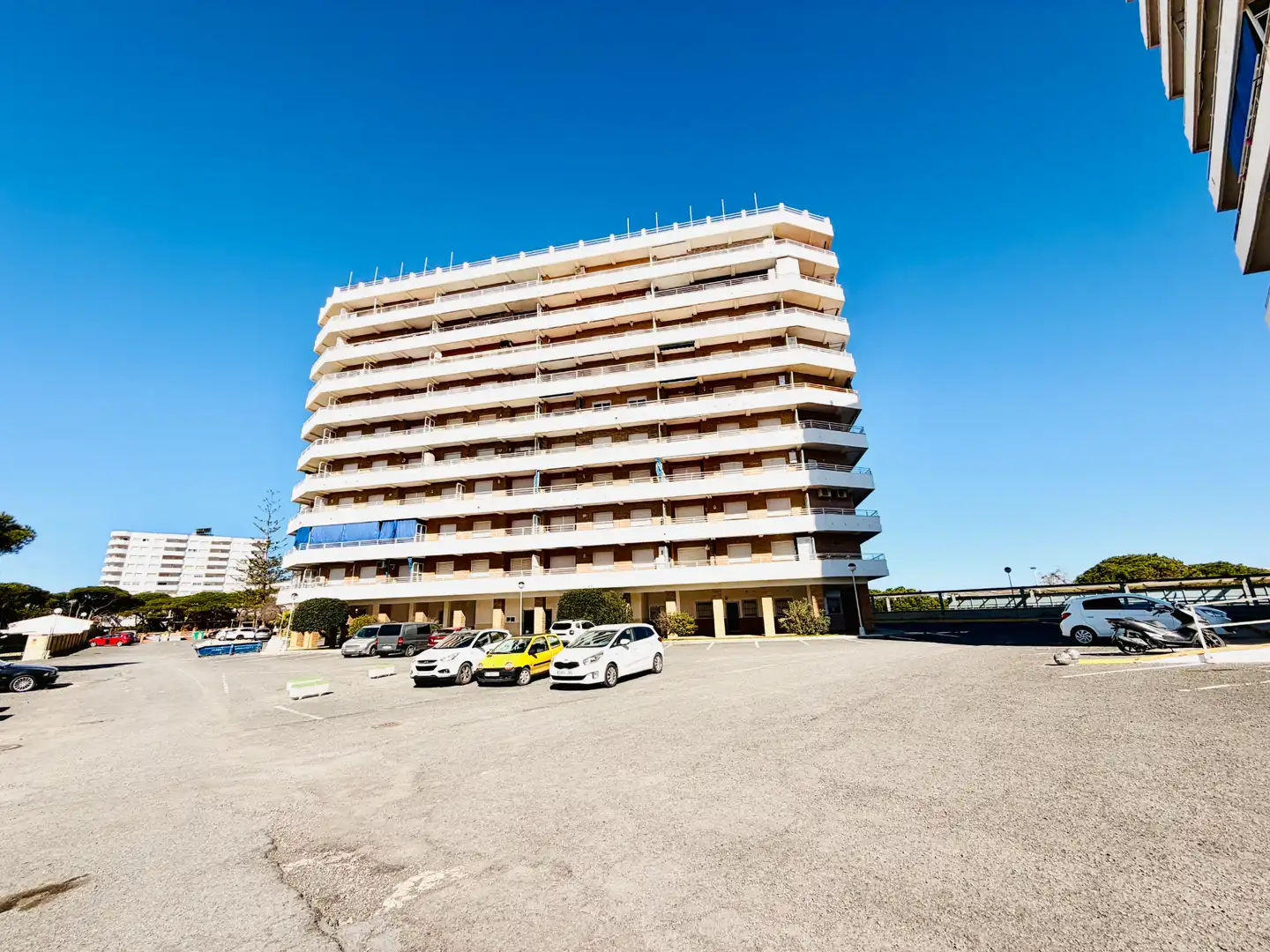 Vista exterior de Pis en venda en Punta Umbría amb Terrassa i Moblat