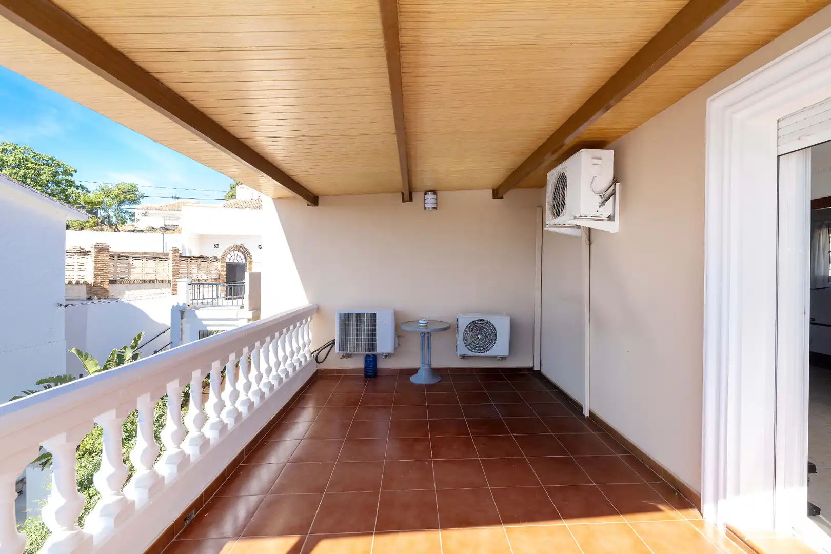 Terrassa de Casa o xalet en venda en Málaga amb Aire condicionat, Calefacció i Jardí privat