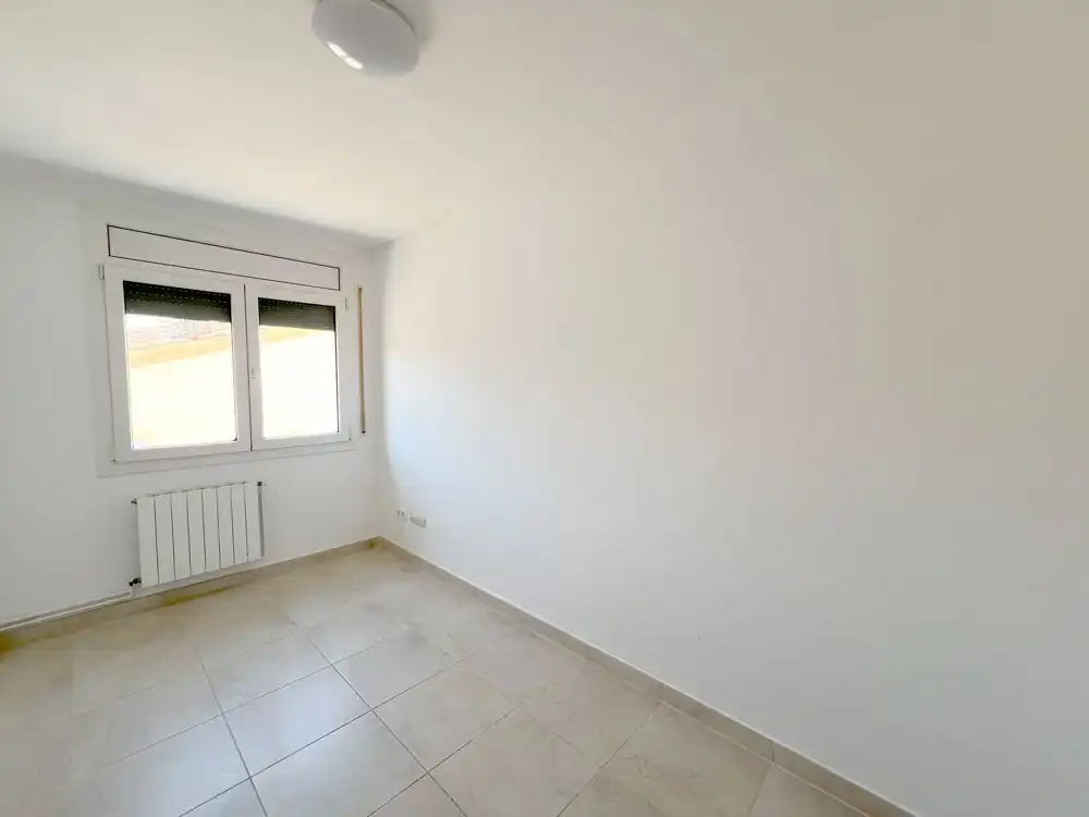 Bedroom of Flat for rent in L'Espluga de Francolí  with Heating, Terrace and Balcony