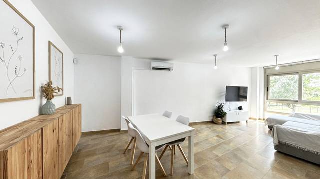 Piso en Venta en La Roca del Vallès