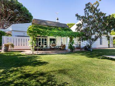 House with garden for sale in Roche