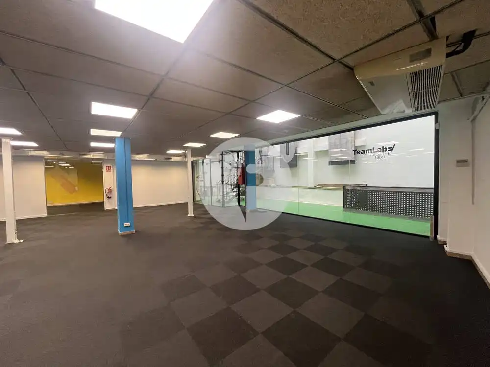 Local en venda en Barcelona amb Aire condicionat i Calefacció