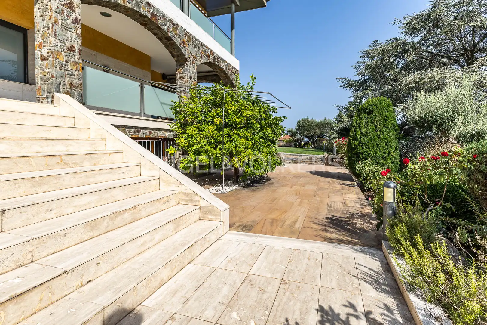 Jardín de Casa o chalet en venta en Canovelles con Aire acondicionado, Calefacción y Jardín privado
