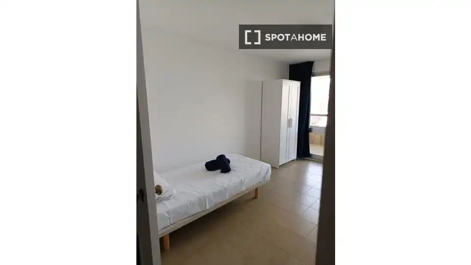 Room in Almería, Almería