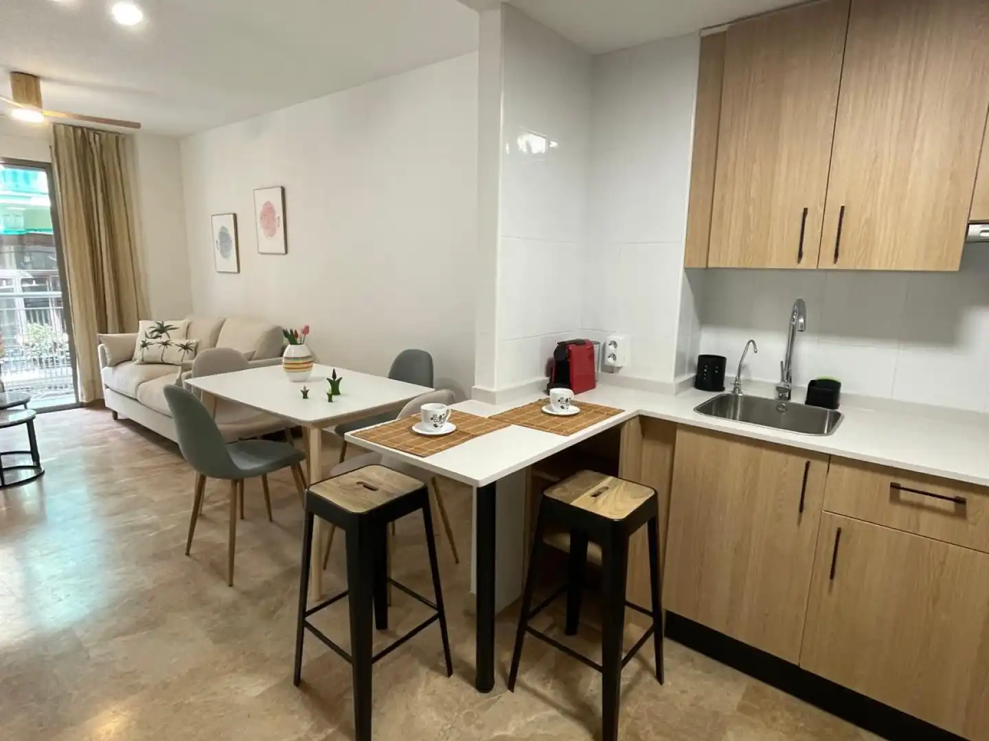 Appartamento con terrazza in affitto a Centro, imagen 2