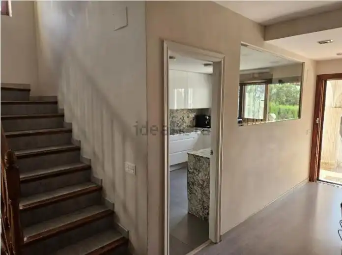 Casa adosada en venta en Torrent con Jardín privado, Terraza y Piscina