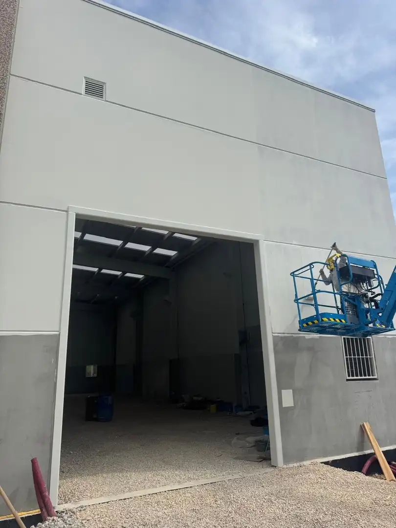 Nau industrial en venda a Mas Romeu