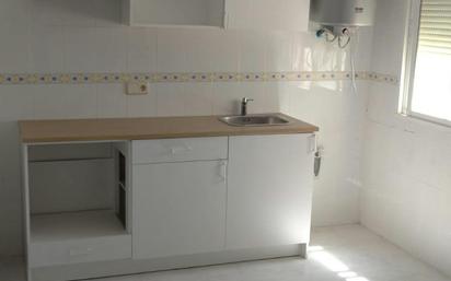 Kitchen of Flat to rent in Horcajo de Santiago