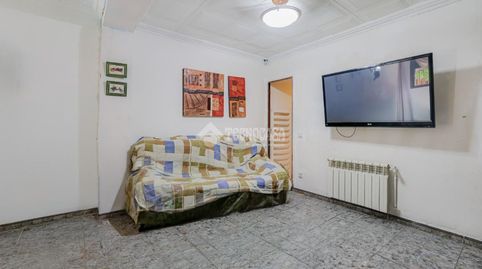 Foto 4 de Piso en venta en Les Roquetes, Barcelona Capital