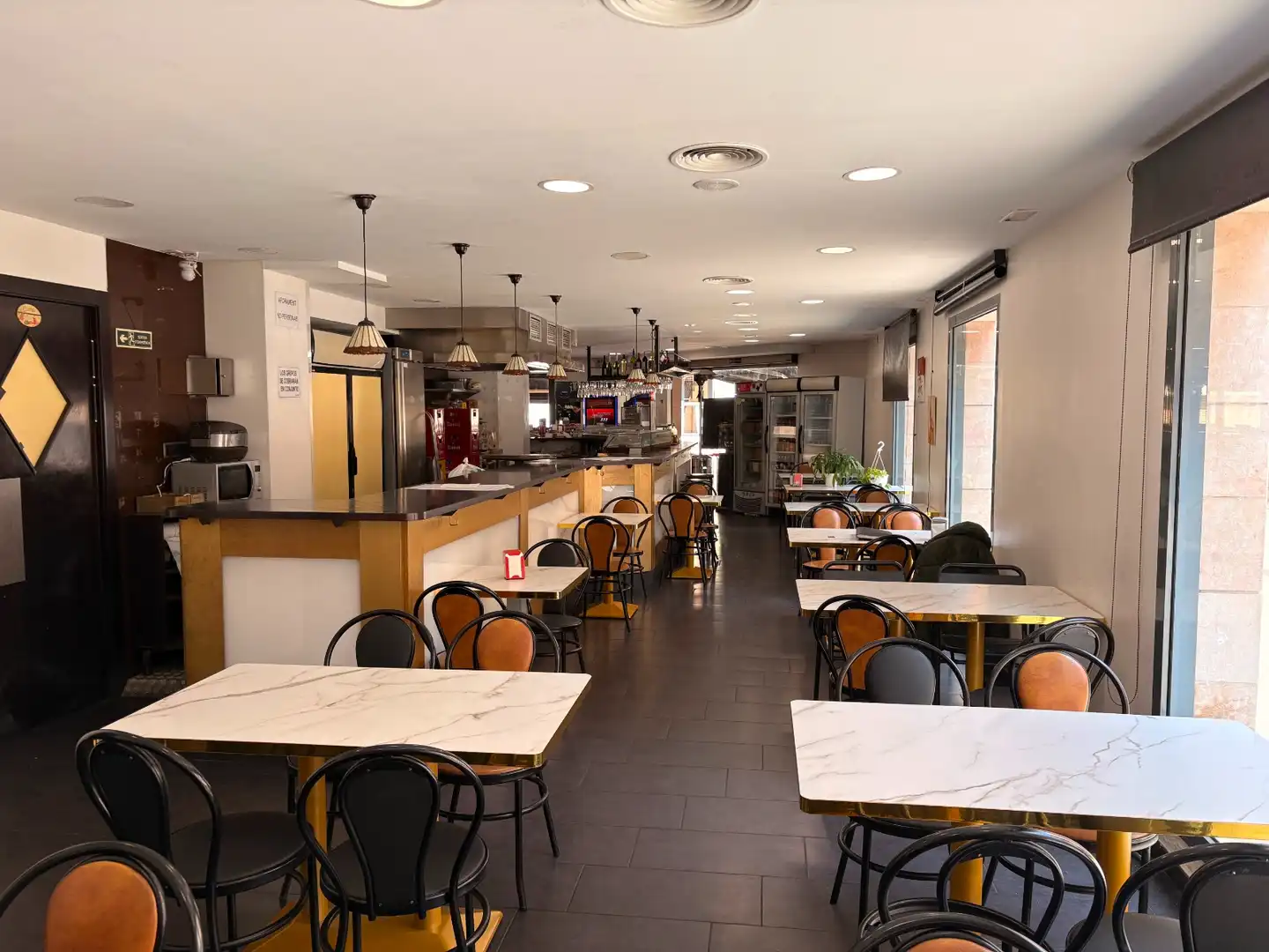 Commercial properties for transfer in Rubí  with Air Conditioner, Terrace and Furnished