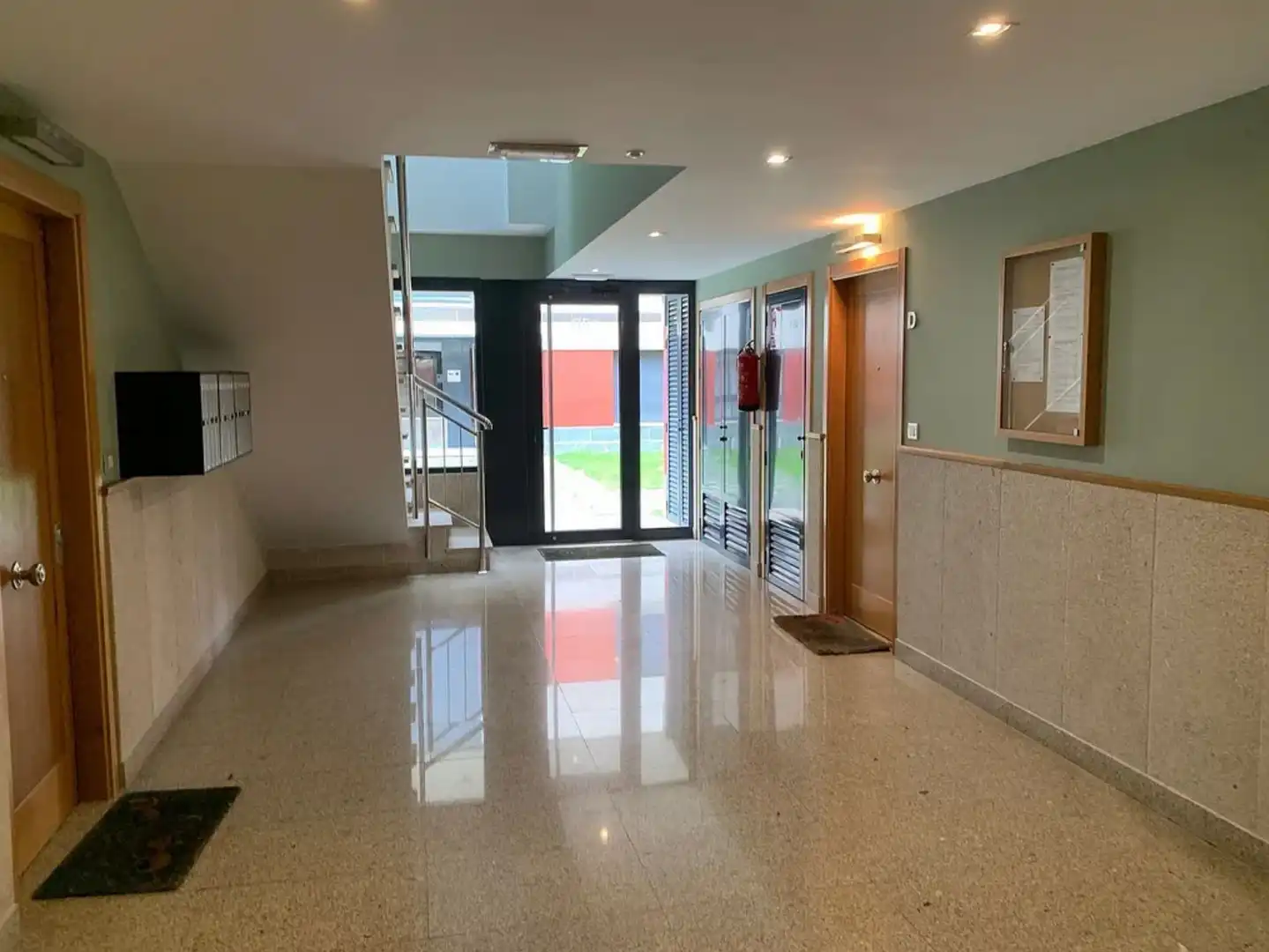 Dúplex en venta en Oleiros con Calefacción, Trastero y Amueblado