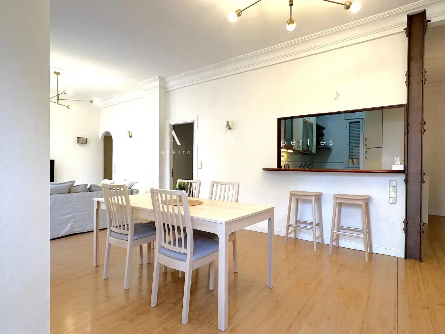 Wohnung zur Miete in Infanta Isabel, Jerónimos