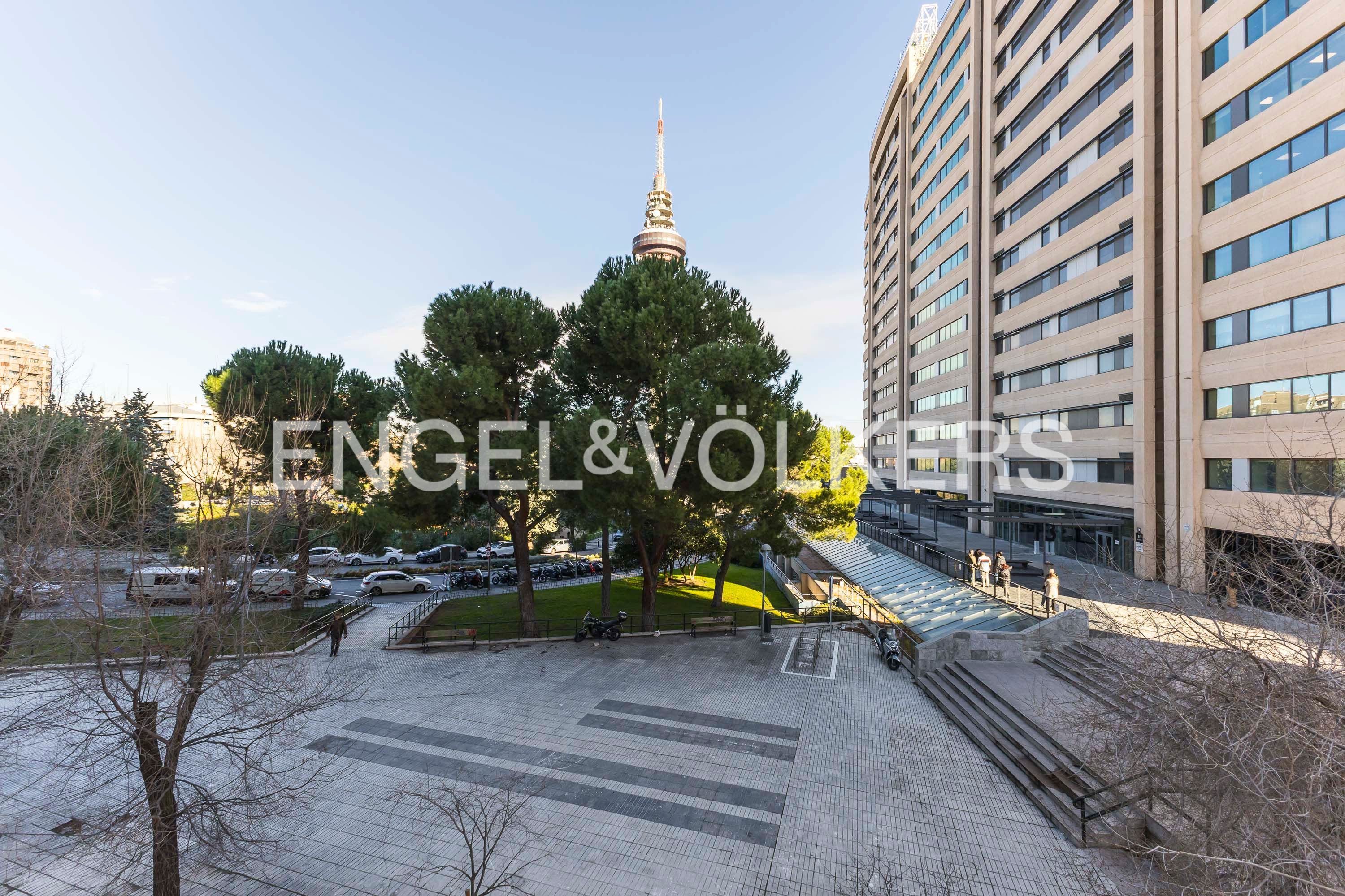 Vista exterior de Apartamento de alquiler en  Madrid Capital con Aire acondicionado, Calefacción y Trastero
