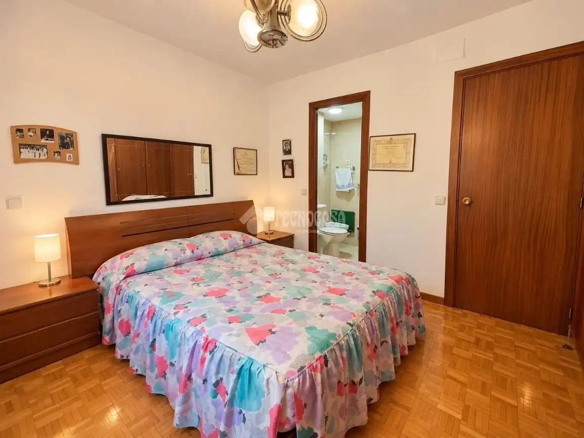 Casa pareada con jardín en venta en Casco Antiguo, imagen 17